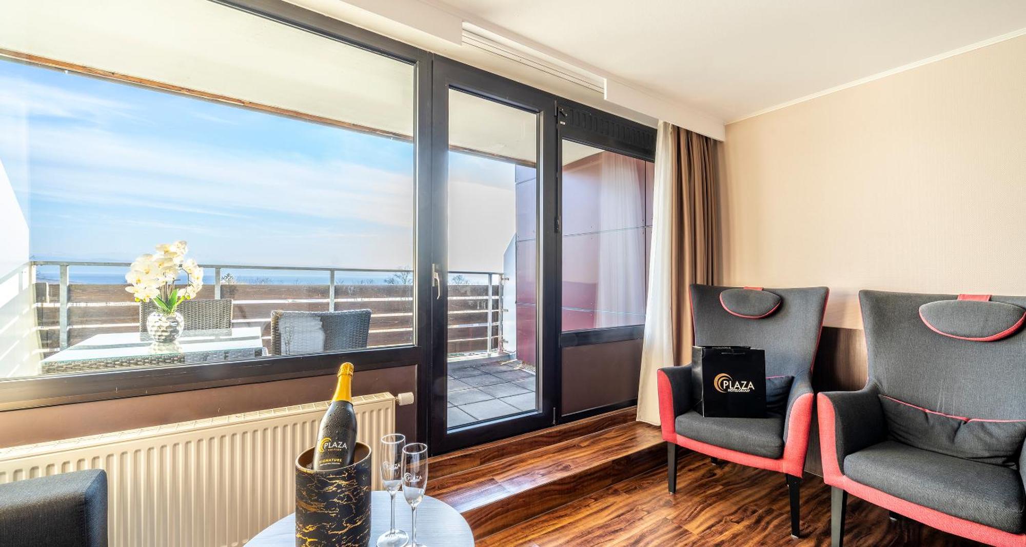 Plaza Hotel Foehr Am Bodensee Friedrichshafen Exterior photo