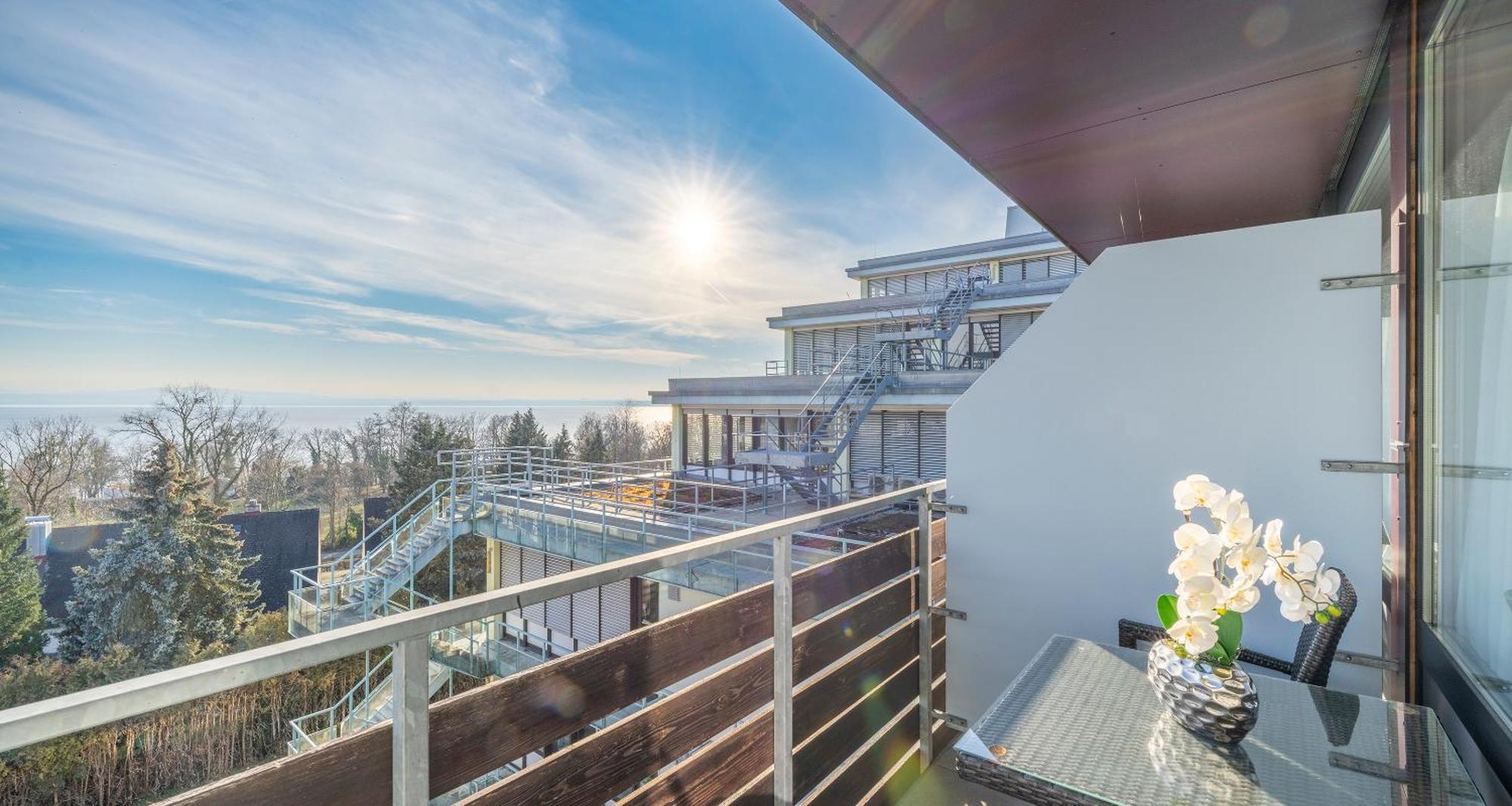 Plaza Hotel Foehr Am Bodensee Friedrichshafen Exterior photo