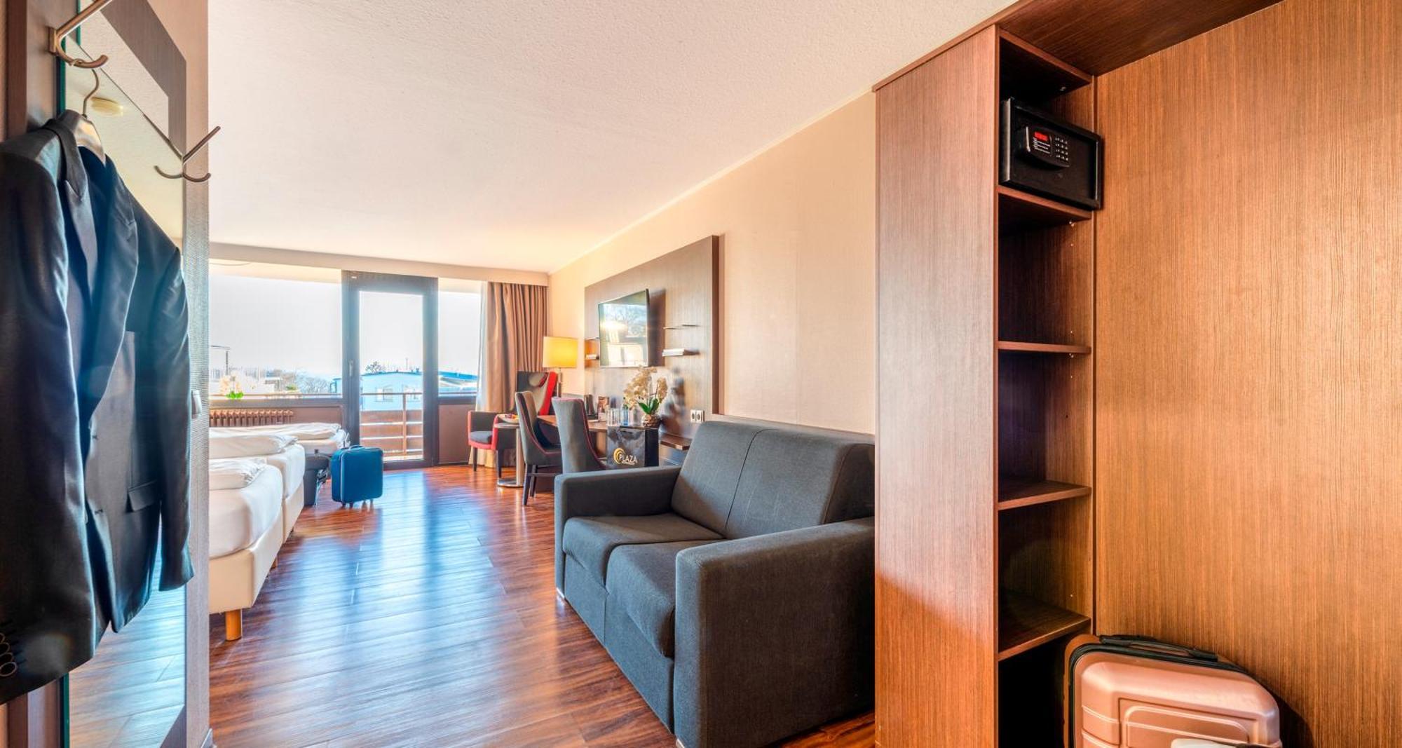 Plaza Hotel Foehr Am Bodensee Friedrichshafen Room photo